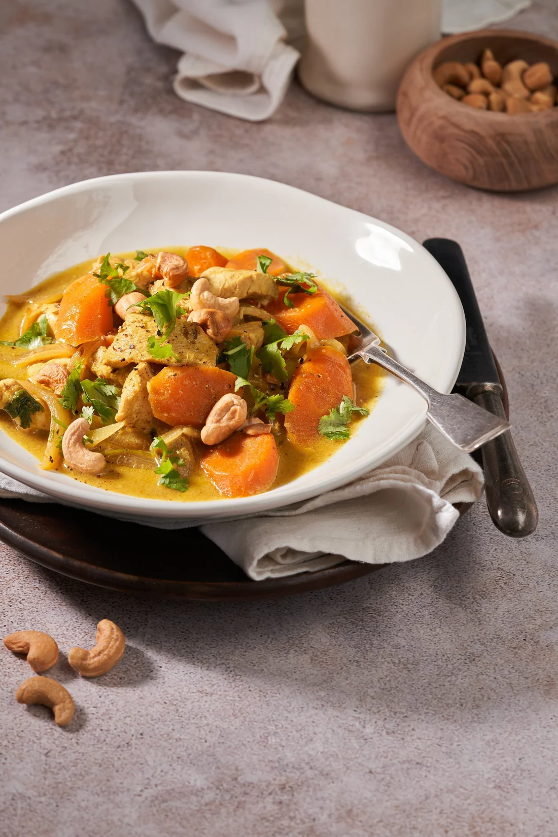 Aromatic Chicken & Carrot Curry